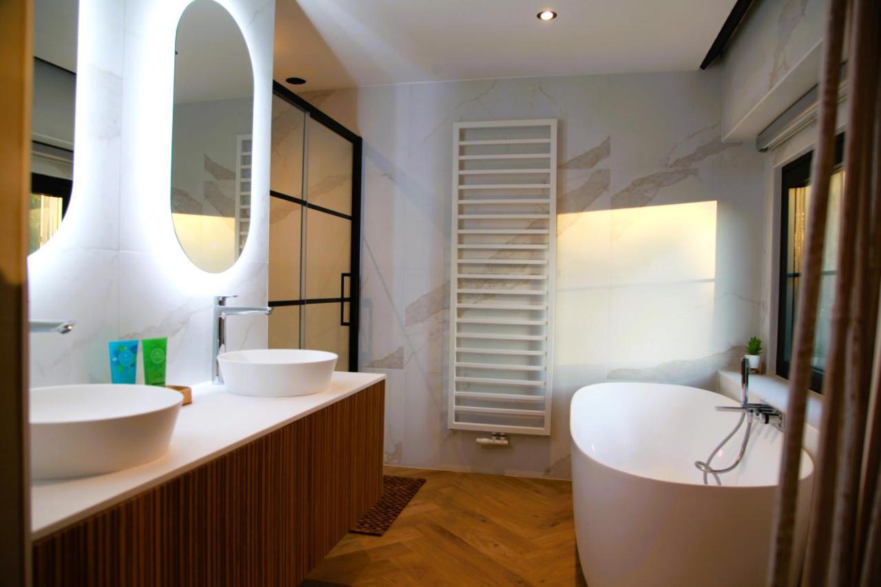 Dionbulles & Dionlodge Guesthouse, Private Wellness Pool In Option Chaumont-Gistoux Esterno foto